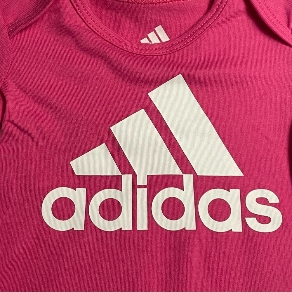 𝅺✅2x Host Pick✅ Adidas Set of 2 Onesies, 3M - Picture 10 of 12